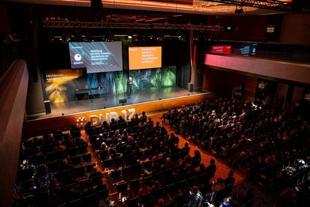 Umwelt-Campus Birkenfeld als Finalist beim Deutschen Nachhaltigkeitspreis 2025