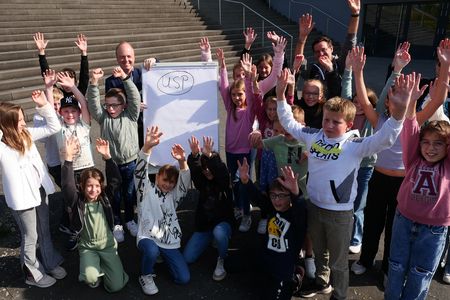 Kinder-Uni 2024 am Umwelt-Campus begeistert 850 junge Entdeckerinnen und Entdecker