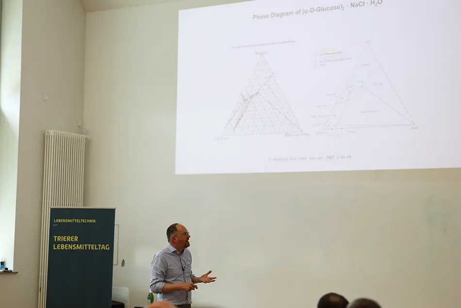 Professor Heiko Oertling auf dem Trierer Lebensmitteltag Hochschule Trier