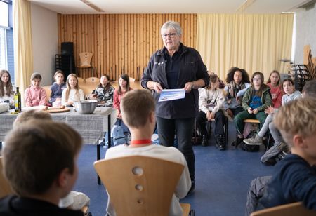 Kinder-Uni 2024 am Umwelt-Campus begeistert 850 junge Entdeckerinnen und Entdecker